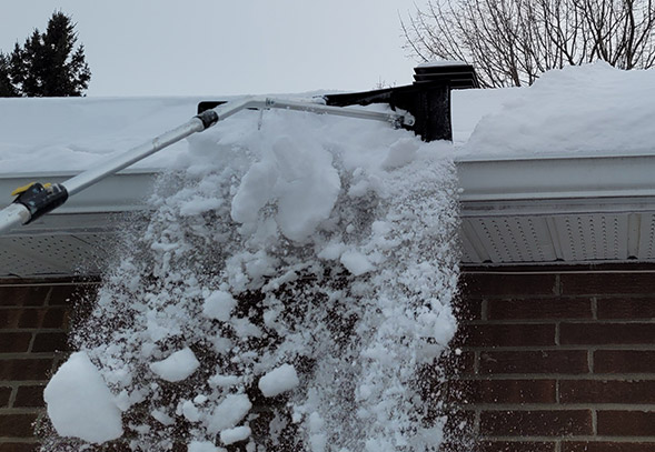 Déneigement de toiture à Repentigny